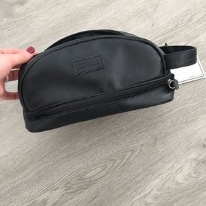 Perry Ellis black mens Travel Bag / Travel kit